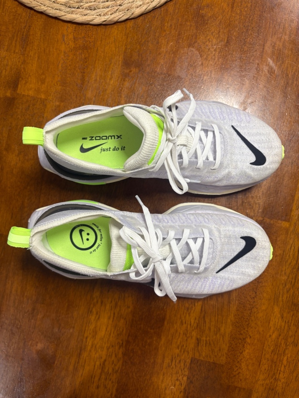 Nike White Running Shoes with Black Swoosh and Neon Green Accents - Picture 6 of 7